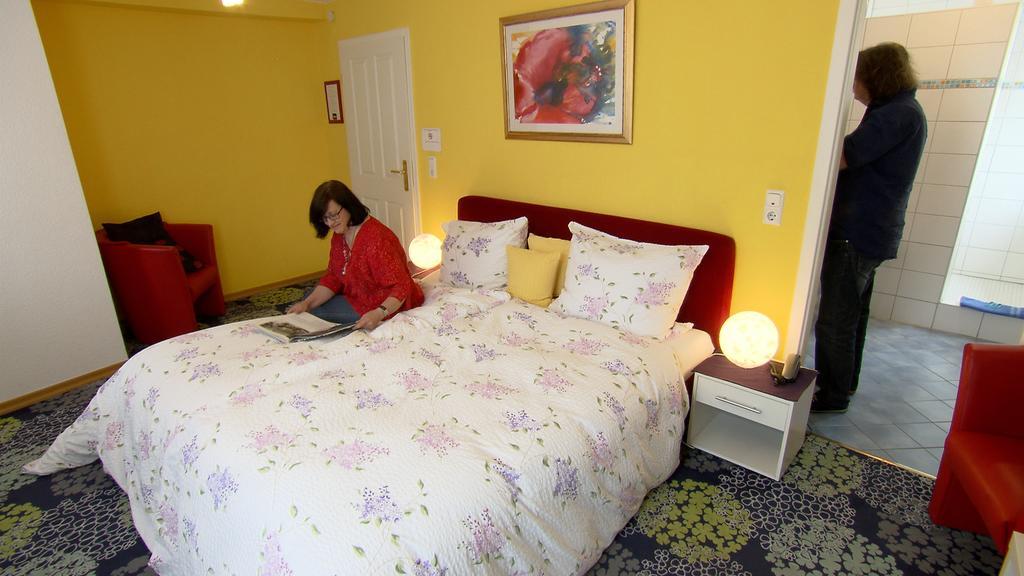 Hotel Gaestehaus Priester Limburg an der Lahn Eksteriør billede