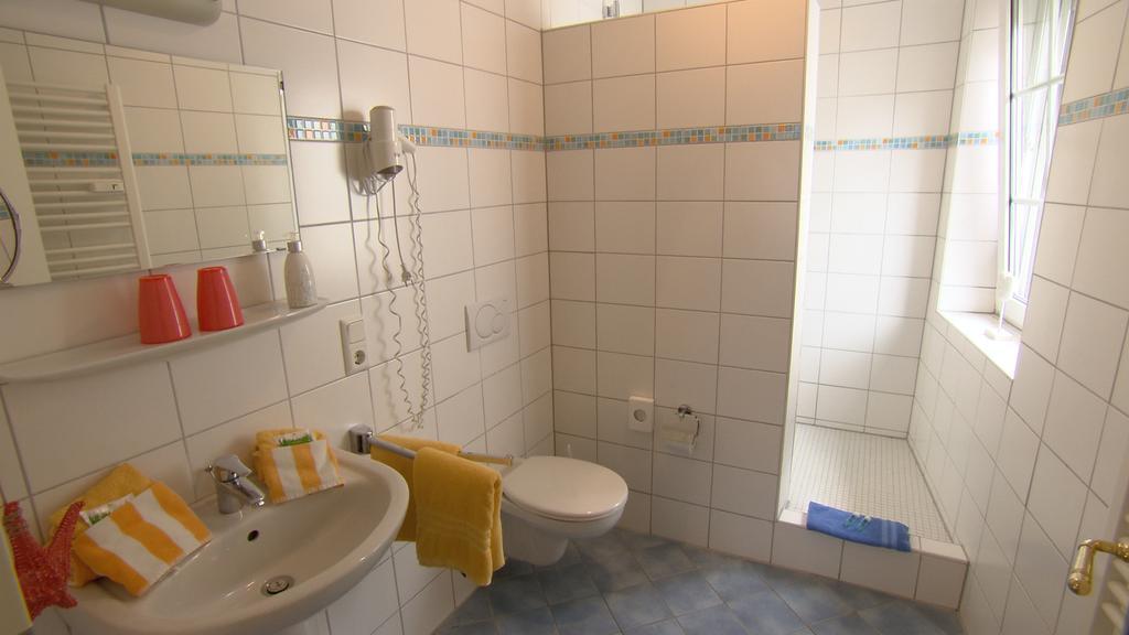 Hotel Gaestehaus Priester Limburg an der Lahn Eksteriør billede