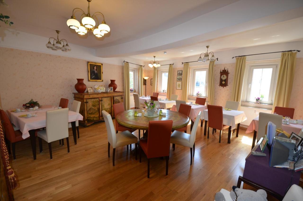 Hotel Gaestehaus Priester Limburg an der Lahn Eksteriør billede